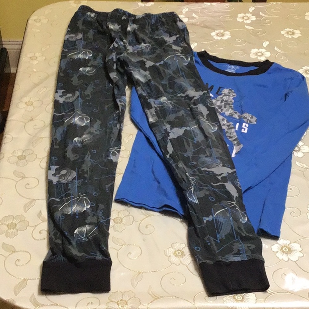 Pjs - Picture 2 of 2